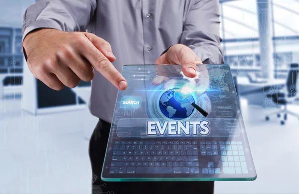 How Event Production Services Drive Successful Hybrid and Virtual Events
