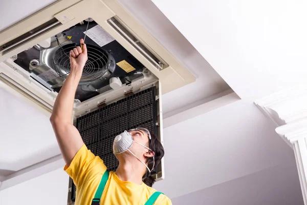 Strategies HVAC Contractors Manage Client Communication Effectively
