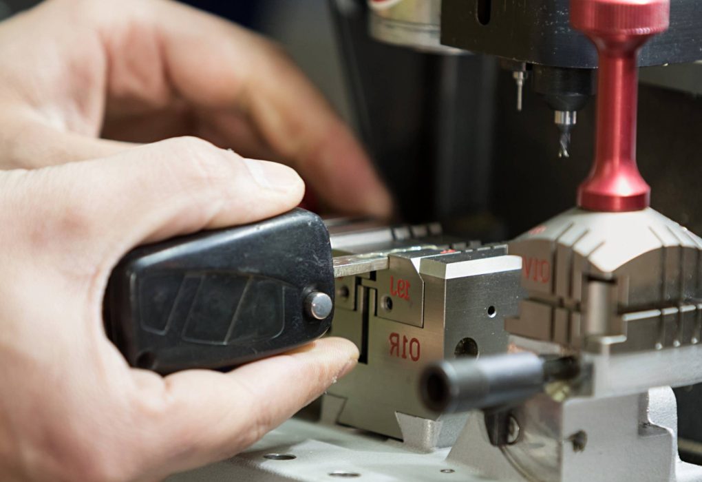 Fast and Reliable Car Key Solutions from an Auto locksmith in Coalville