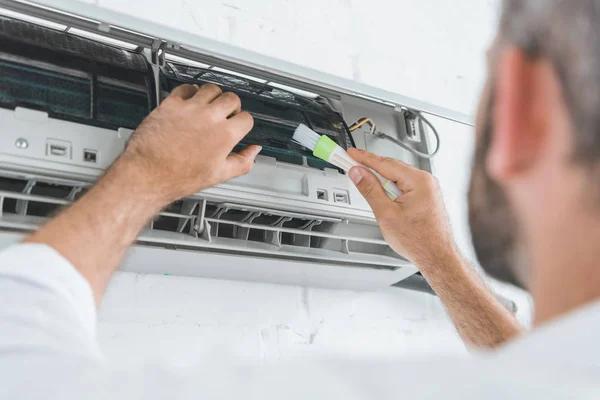 Common Air Conditioning Problems and How Repair Experts Fix Them